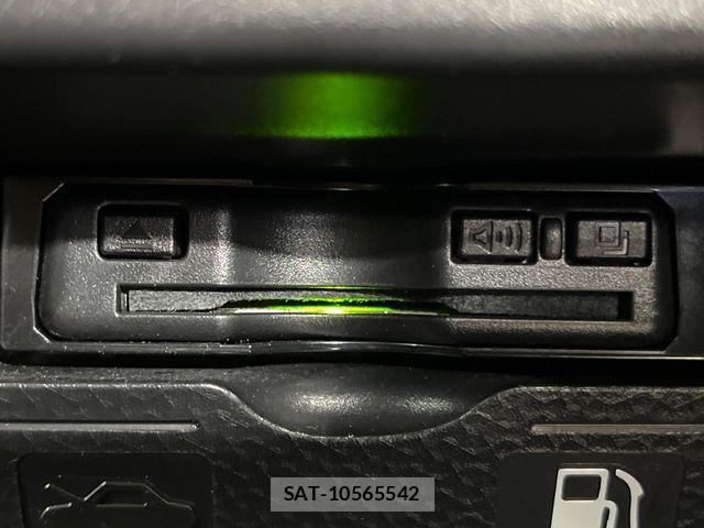 Toyota ROOMY 2021-02 8831360-6