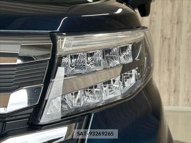 Toyota ROOMY 2021-02 8831350-24