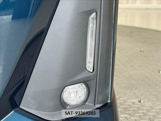 Toyota ROOMY 2021-02 8831350-26