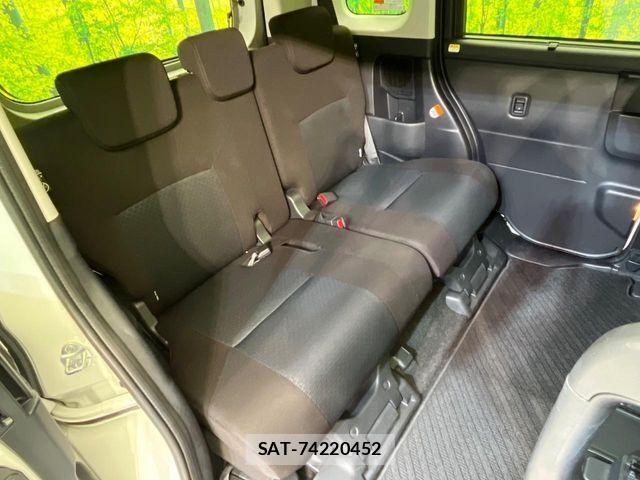 Toyota ROOMY 2022-07 8831368-8