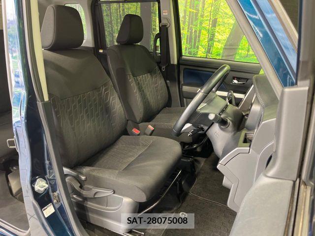 Toyota ROOMY 2018-11 8831365-7