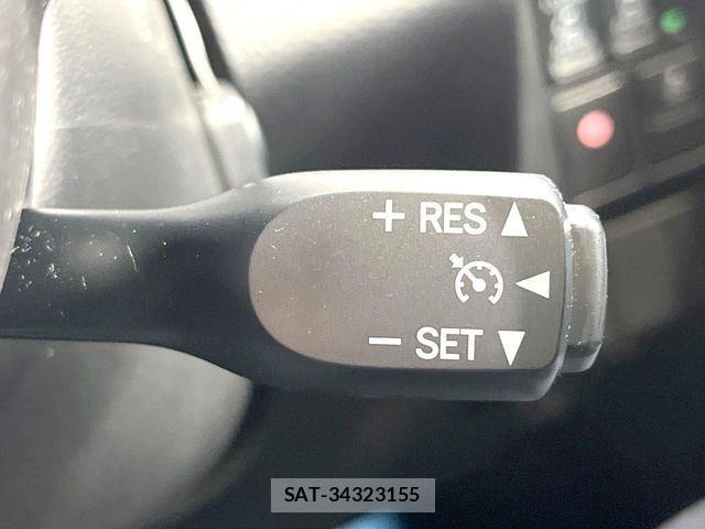 Toyota ROOMY 2018-08 8849845-5