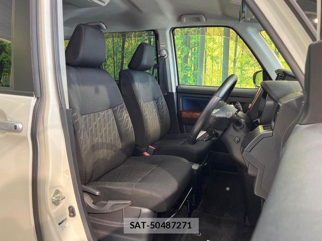 Toyota ROOMY 2019-12 8850537-8