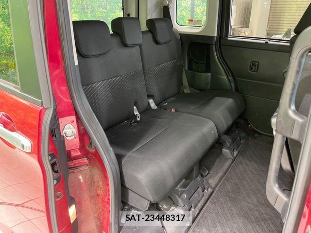 Toyota ROOMY 2019-05 8850534-7