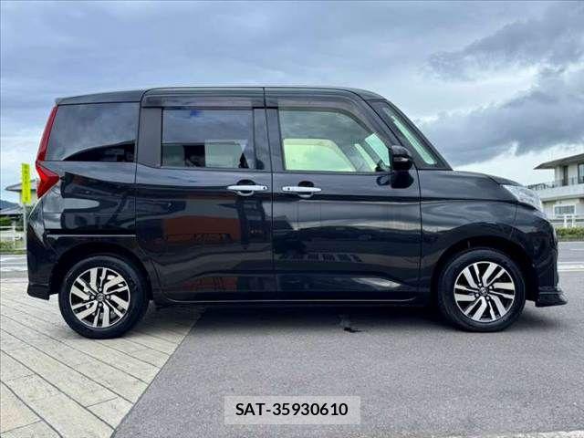 Toyota ROOMY 2018-04 8850535-11