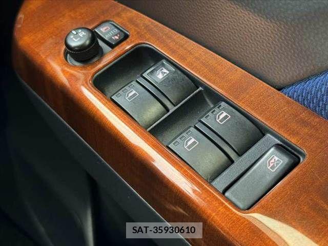Toyota ROOMY 2018-04 8850535-21