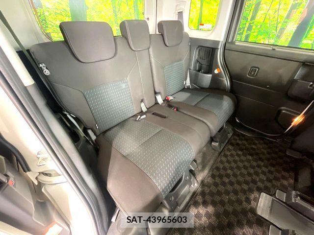 Toyota ROOMY 2021-11 8850527-8