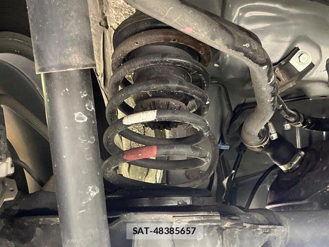 Toyota ROOMY 2023-05 8841018-19