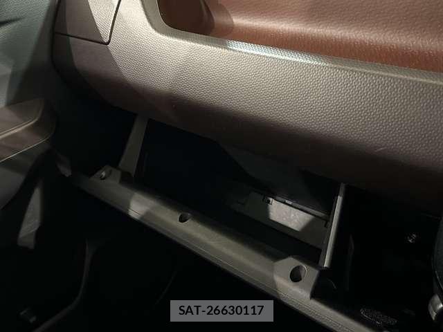 Toyota ROOMY 2020-01 8849869-23