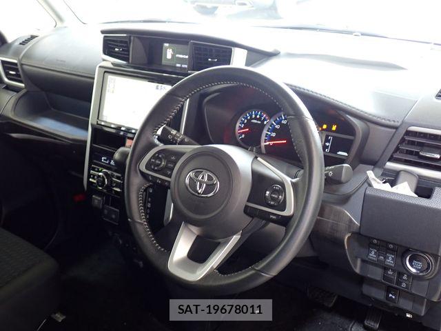 Toyota ROOMY 2022-03 8871971-1