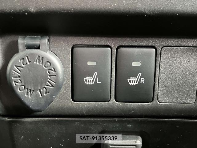 Toyota ROOMY 2020-04 8871976-12