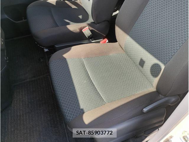 Toyota ROOMY 2021-08 8881911-14