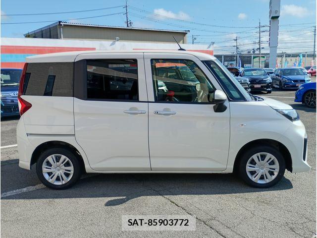 Toyota ROOMY 2021-08 8881911-7