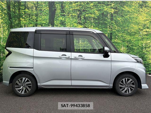 Toyota ROOMY 2021-03 8881900-17