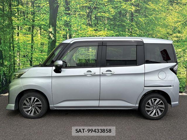 Toyota ROOMY 2021-03 8881900-18