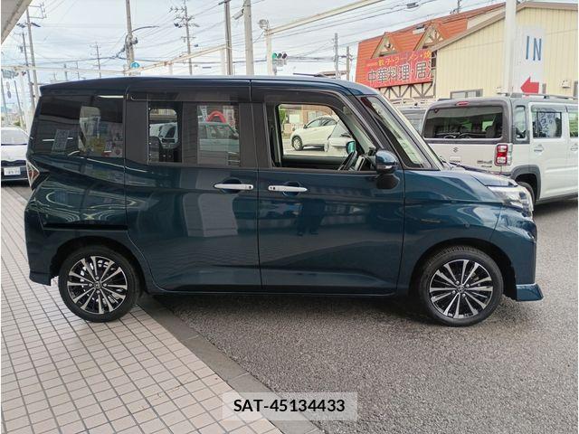 Toyota ROOMY 2022-01 8881901-3
