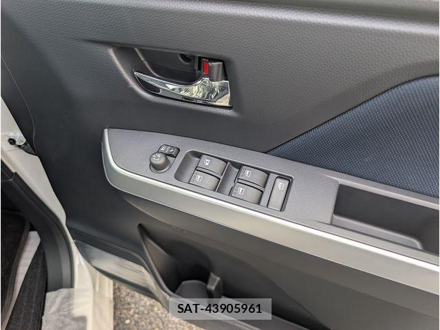 Toyota ROOMY 2025-09 8881882-22