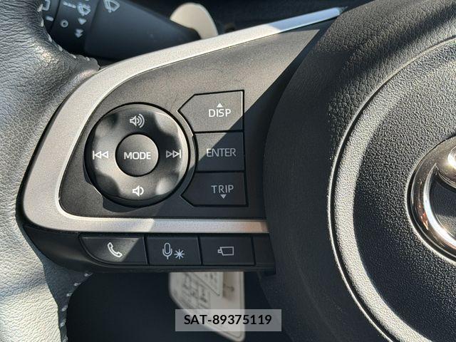 Toyota ROOMY 2022-10 8881888-12