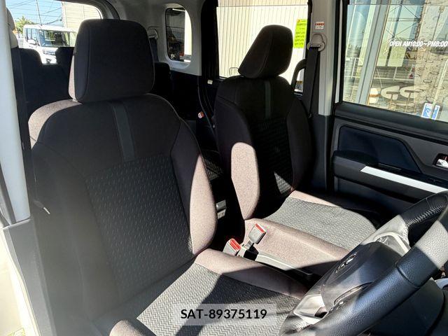 Toyota ROOMY 2022-10 8881888-18