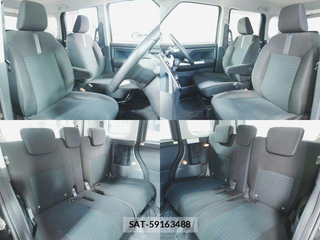 Toyota ROOMY 2023-08 8881898-3