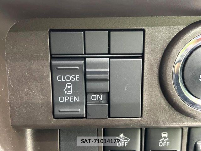 Toyota ROOMY 2021-07 8881905-4