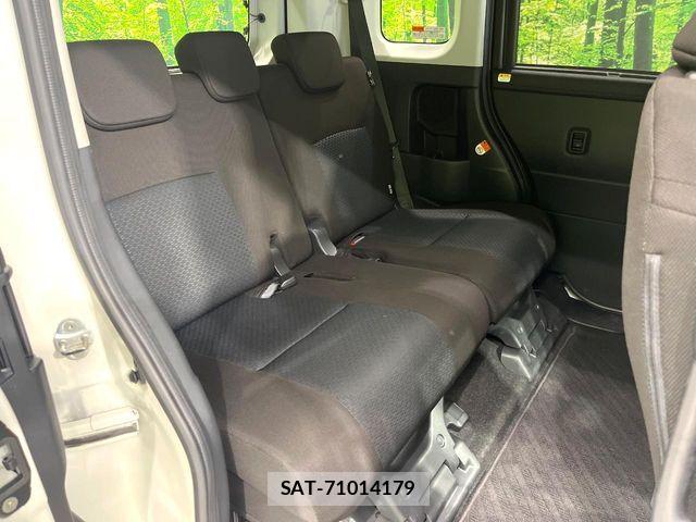 Toyota ROOMY 2021-07 8881905-8