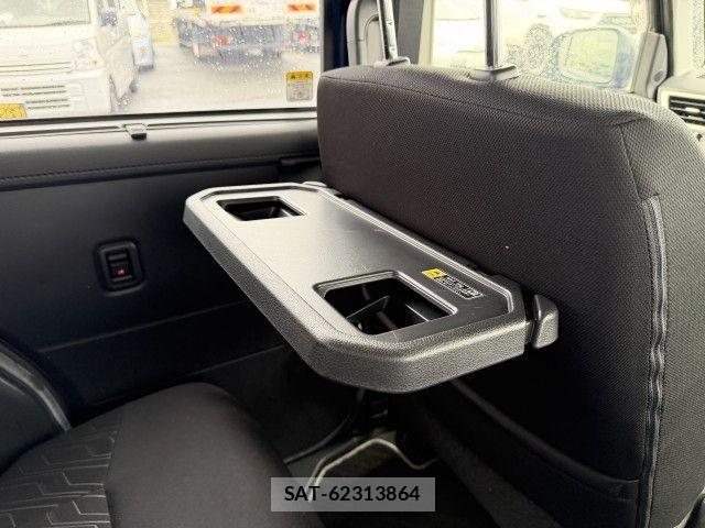 Toyota ROOMY 2019-12 8881904-16