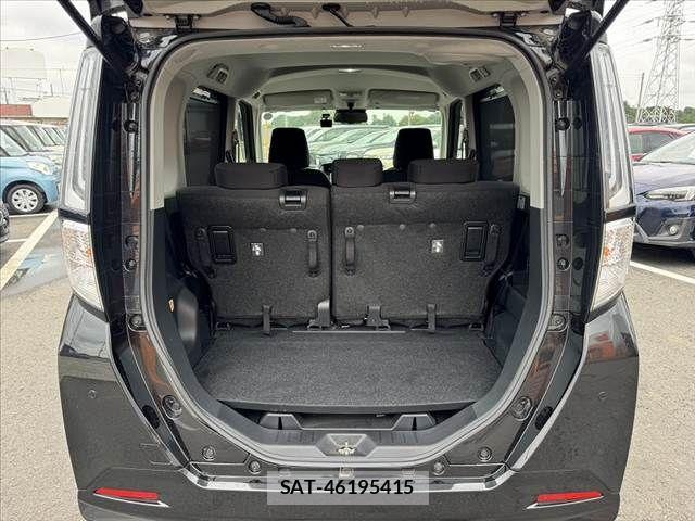 Toyota ROOMY 2022-03 8881902-18