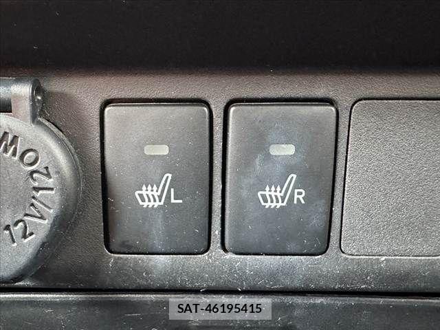 Toyota ROOMY 2022-03 8881902-5