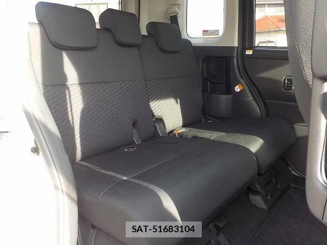 Toyota ROOMY 2019-04 8881908-12