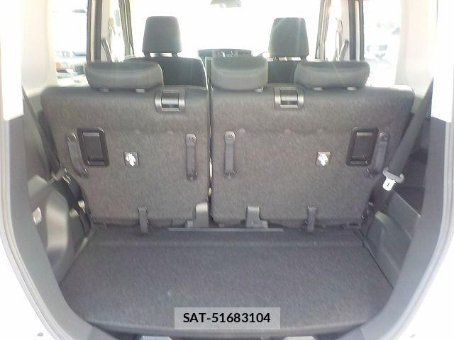Toyota ROOMY 2019-04 8881908-13