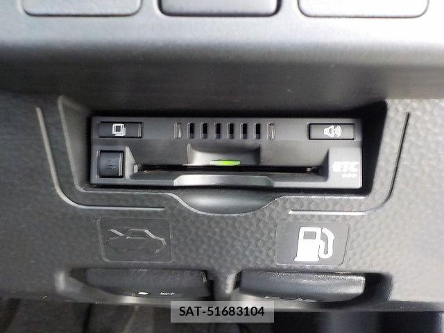 Toyota ROOMY 2019-04 8881908-18