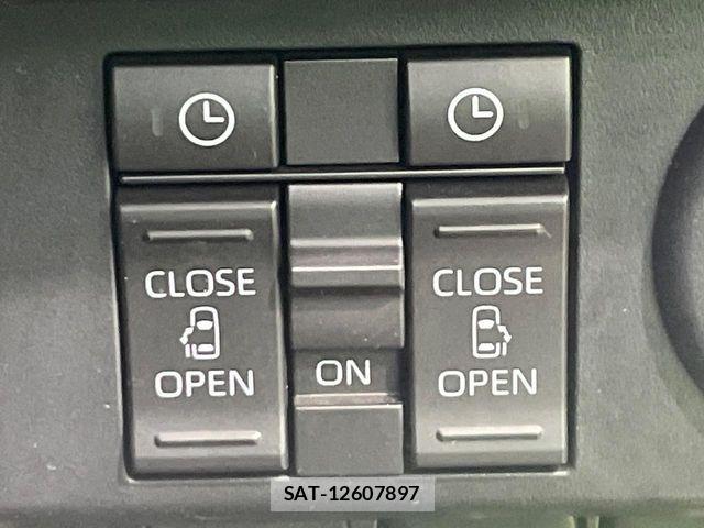 Toyota ROOMY 2021-06 8881893-2