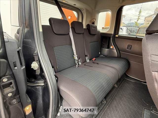 Toyota ROOMY 2021-10 8881896-19