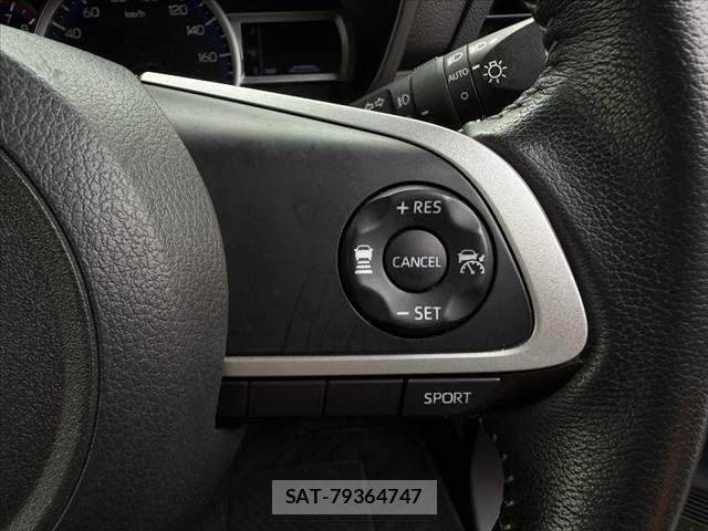 Toyota ROOMY 2021-10 8881896-29