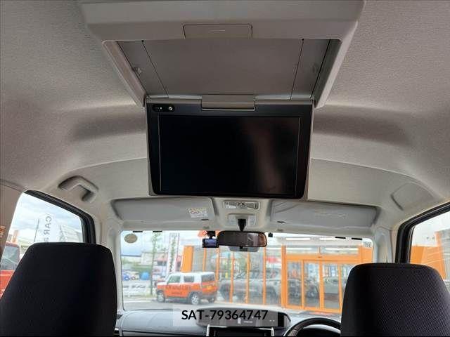 Toyota ROOMY 2021-10 8881896-3