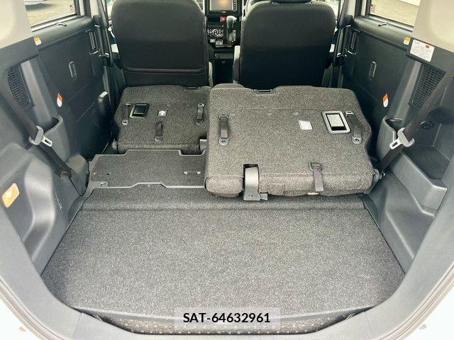 Toyota ROOMY 2023-09 8881891-15