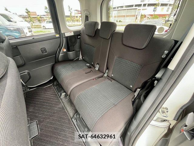 Toyota ROOMY 2023-09 8881891-8
