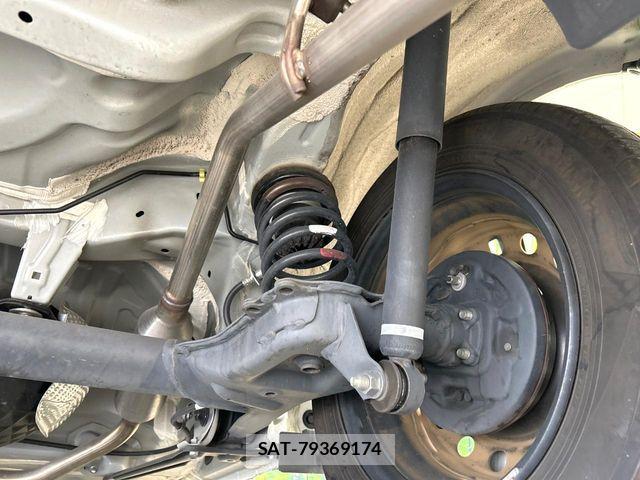 Toyota ROOMY 2021-09 8881906-19
