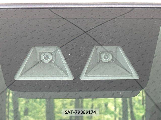 Toyota ROOMY 2021-09 8881906-4