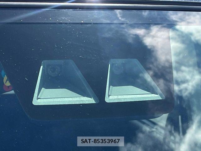 Toyota ROOMY 2022-04 8881887-6