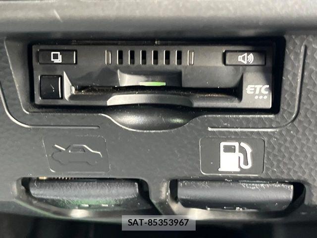 Toyota ROOMY 2022-04 8881887-7