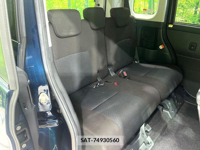 Toyota ROOMY 2021-10 8881897-8