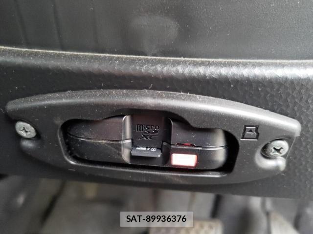 Toyota ROOMY 2024-06 8881883-22