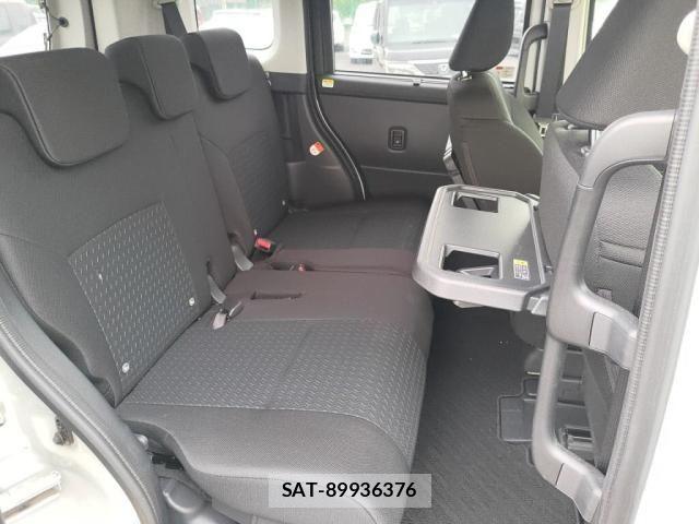 Toyota ROOMY 2024-06 8881883-24