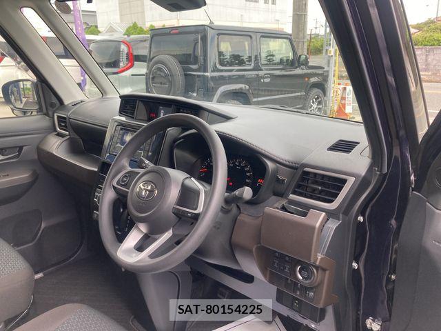 Toyota ROOMY 2022-04 8881903-1
