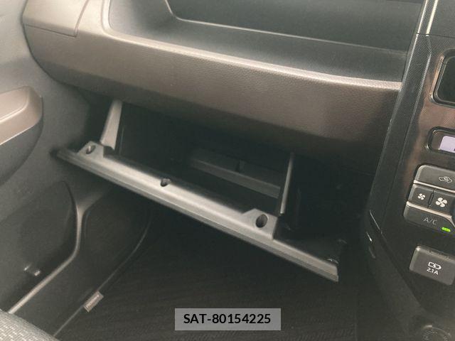 Toyota ROOMY 2022-04 8881903-21