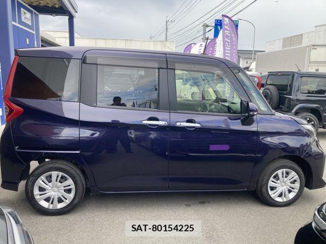 Toyota ROOMY 2022-04 8881903-5