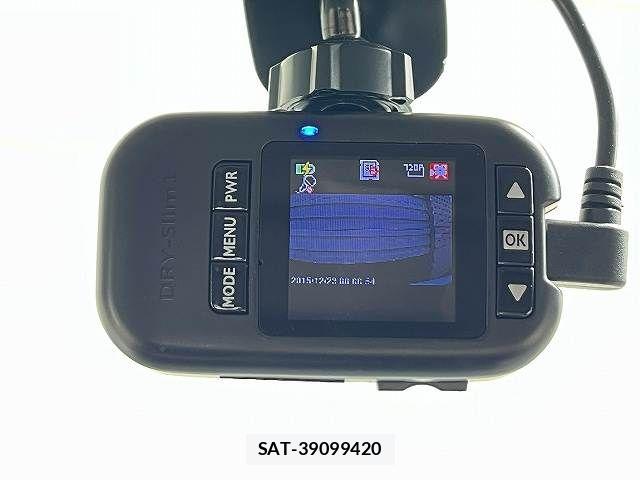 Toyota ROOMY 2021-10 8884263-17