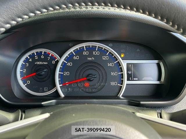Toyota ROOMY 2021-10 8884263-8